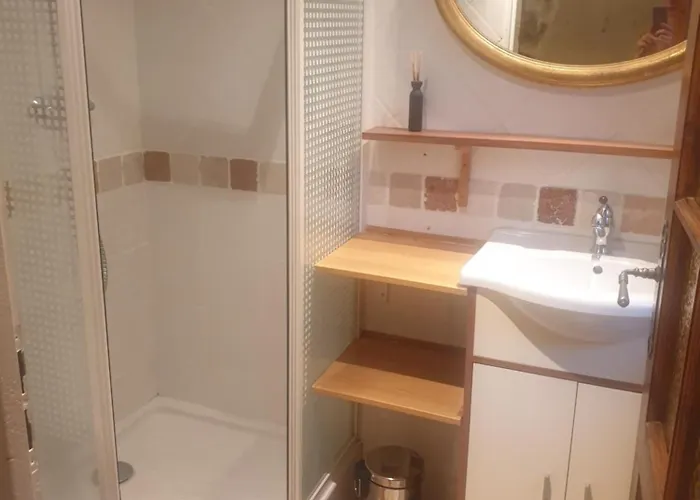 Dom wakacyjny La Source Fraiche Notre-Dame-de-la-Rouvière